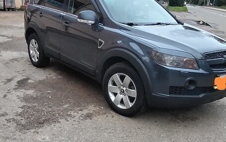 Chevrolet Captiva I, 2008 год, 800 000 рублей, 3 фотография