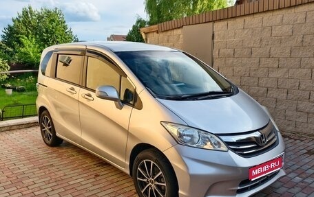 Honda Freed I, 2012 год, 1 140 000 рублей, 1 фотография