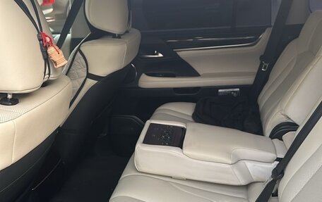 Lexus LX III, 2016 год, 5 600 000 рублей, 7 фотография