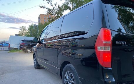 Hyundai H-1 II рестайлинг, 2012 год, 1 650 000 рублей, 5 фотография