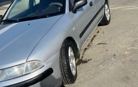 Mitsubishi Carisma I, 1999 год, 350 000 рублей, 2 фотография
