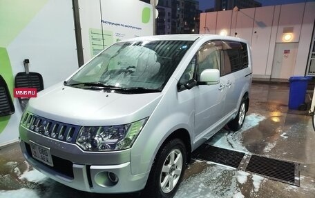 Mitsubishi Delica D:5 I, 2011 год, 1 700 000 рублей, 3 фотография