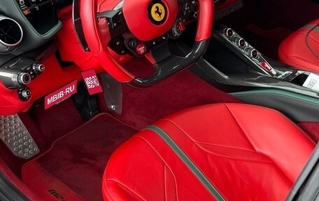 Ferrari 812, 2020 год, 33 000 000 рублей, 4 фотография