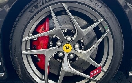 Ferrari 812, 2020 год, 33 000 000 рублей, 20 фотография