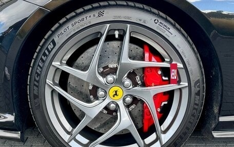 Ferrari 812, 2020 год, 33 000 000 рублей, 22 фотография