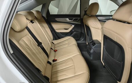 Audi A6, 2021 год, 3 800 000 рублей, 13 фотография