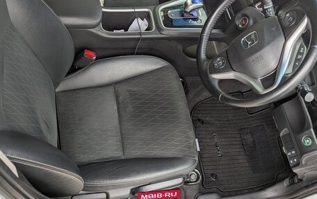 Honda Shuttle II, 2015 год, 1 420 000 рублей, 11 фотография