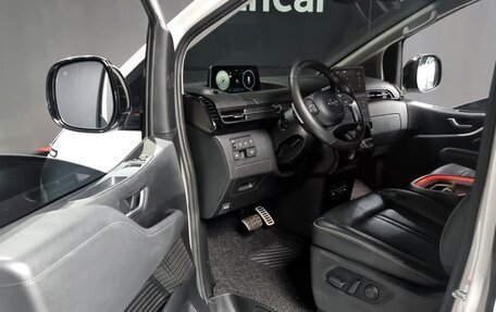 Hyundai Staria, 2021 год, 3 710 000 рублей, 13 фотография