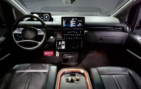 Hyundai Staria, 2021 год, 3 710 000 рублей, 16 фотография