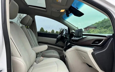 Buick GL8 III, 2022 год, 2 400 777 рублей, 9 фотография
