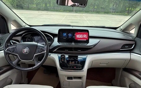 Buick GL8 III, 2022 год, 2 400 777 рублей, 8 фотография