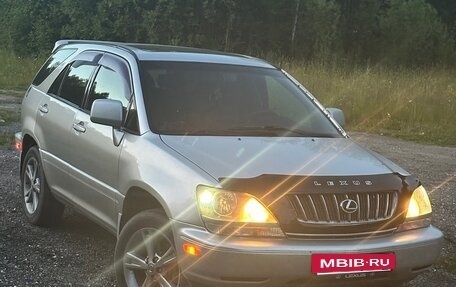 Lexus RX IV рестайлинг, 1999 год, 1 100 000 рублей, 6 фотография