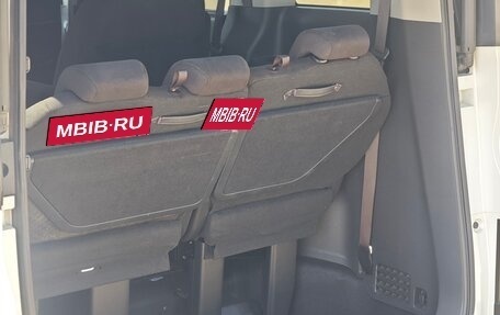 Honda Stepwgn IV, 2018 год, 2 400 000 рублей, 10 фотография