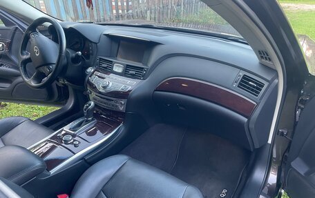Infiniti Q70 I, 2016 год, 2 500 000 рублей, 7 фотография