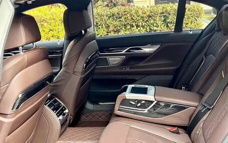 BMW 7 серия, 2021 год, 4 485 000 рублей, 14 фотография