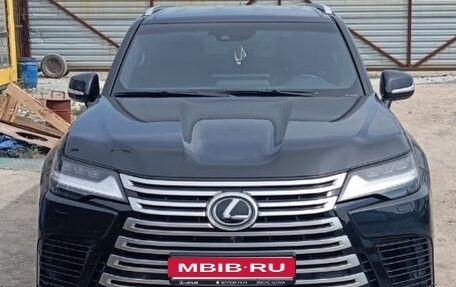 Lexus LX, 2022 год, 13 985 000 рублей, 2 фотография