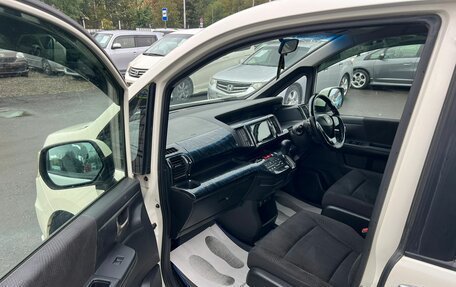 Honda Stepwgn IV, 2011 год, 1 699 000 рублей, 10 фотография