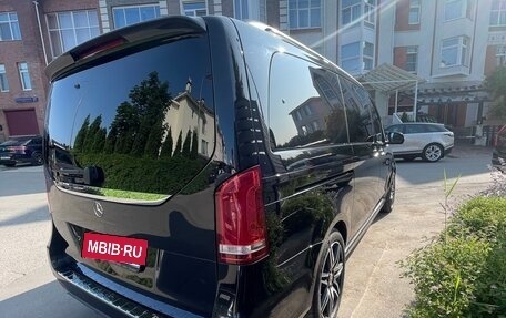 Mercedes-Benz V-Класс, 2018 год, 5 500 000 рублей, 3 фотография