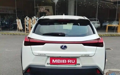 Lexus UX I, 2021 год, 2 200 000 рублей, 2 фотография