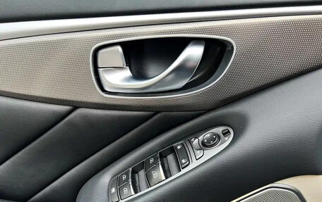 Infiniti Q50 I рестайлинг, 2021 год, 1 800 000 рублей, 10 фотография