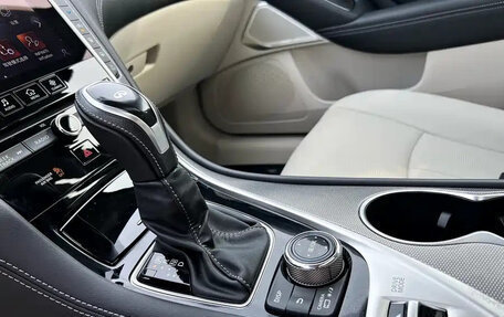Infiniti Q50 I рестайлинг, 2021 год, 1 800 000 рублей, 13 фотография