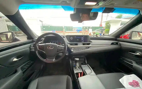 Lexus ES VII, 2021 год, 3 060 000 рублей, 10 фотография