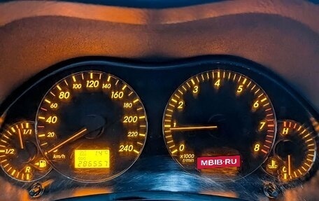 Toyota Avensis III рестайлинг, 2006 год, 599 000 рублей, 12 фотография