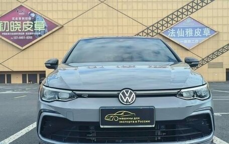 Volkswagen Golf VIII, 2021 год, 1 990 000 рублей, 2 фотография