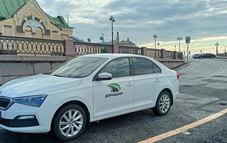 Skoda Rapid II, 2020 год, 1 450 000 рублей, 2 фотография