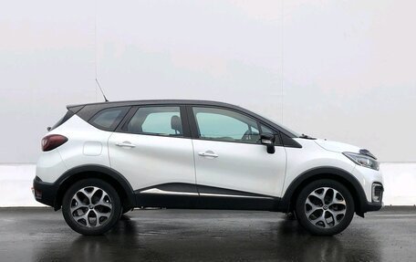 Renault Kaptur I рестайлинг, 2017 год, 1 200 000 рублей, 4 фотография