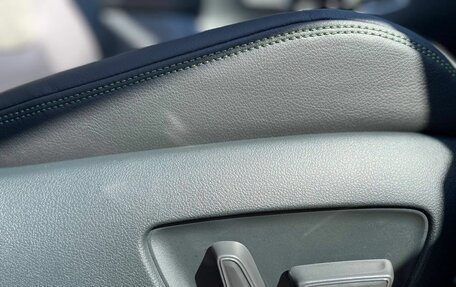 Toyota RAV4, 2025 год, 3 700 000 рублей, 25 фотография