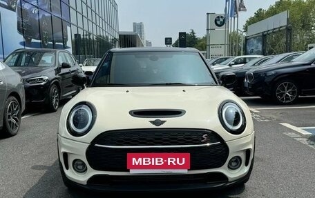 MINI Clubman, 2021 год, 2 400 000 рублей, 3 фотография