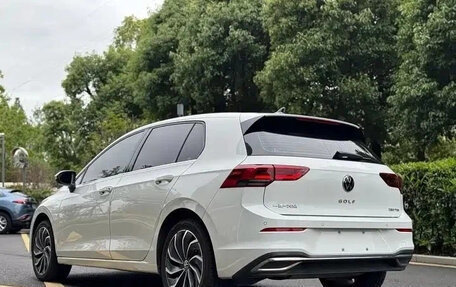 Volkswagen Golf VIII, 2022 год, 1 549 999 рублей, 6 фотография