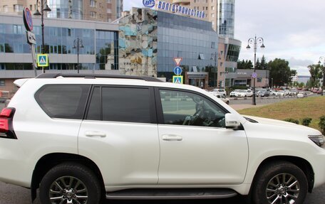 Toyota Land Cruiser Prado 150 рестайлинг 2, 2019 год, 6 150 000 рублей, 7 фотография