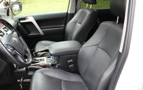 Toyota Land Cruiser Prado 150 рестайлинг 2, 2019 год, 6 150 000 рублей, 16 фотография