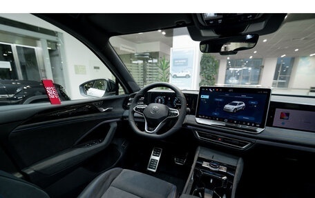 Volkswagen Tiguan, 2025 год, 5 599 000 рублей, 17 фотография