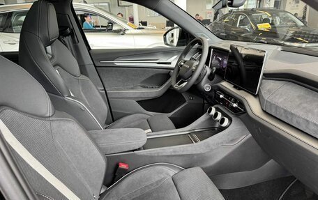 Skoda Kodiaq, 2025 год, 5 500 000 рублей, 16 фотография