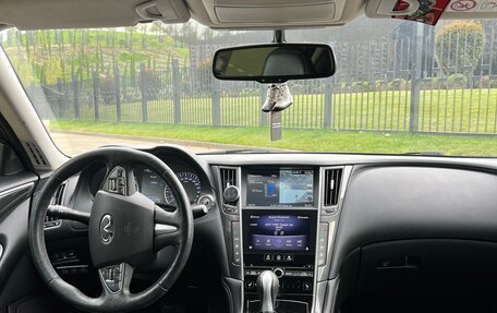 Infiniti Q50 I рестайлинг, 2014 год, 1 649 000 рублей, 14 фотография