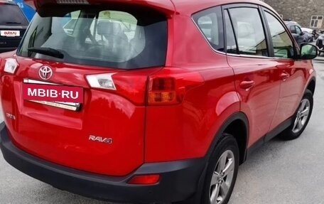 Toyota RAV4, 2015 год, 1 970 000 рублей, 8 фотография