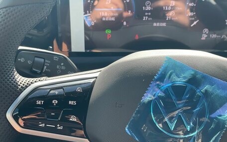 Volkswagen Tiguan, 2025 год, 4 650 000 рублей, 14 фотография