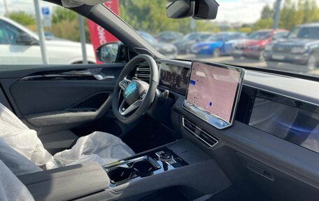 Volkswagen Tiguan, 2025 год, 4 650 000 рублей, 23 фотография