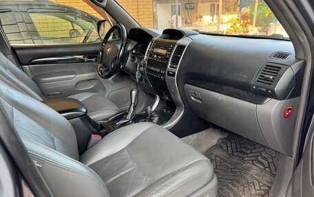 Toyota Land Cruiser Prado 120 рестайлинг, 2008 год, 1 895 000 рублей, 3 фотография