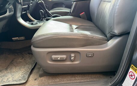 Toyota Land Cruiser Prado 120 рестайлинг, 2008 год, 1 895 000 рублей, 9 фотография