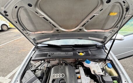 Audi A4, 2001 год, 900 000 рублей, 19 фотография