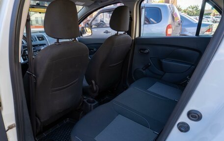 Renault Logan II, 2019 год, 989 000 рублей, 11 фотография