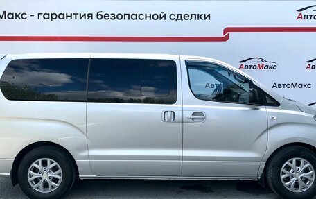 Hyundai Grand Starex Grand Starex I рестайлинг 2, 2010 год, 1 070 000 рублей, 5 фотография