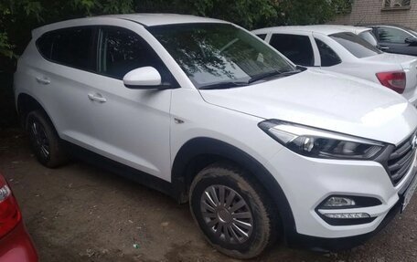 Hyundai Tucson III, 2018 год, 1 750 000 рублей, 2 фотография