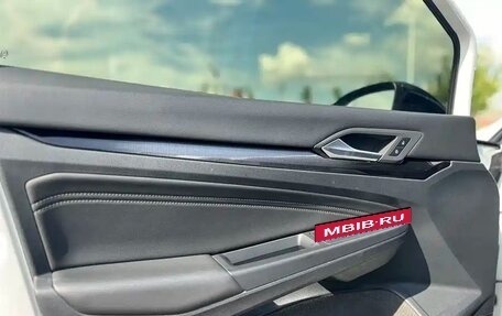 Volkswagen Golf VIII, 2022 год, 2 250 000 рублей, 20 фотография