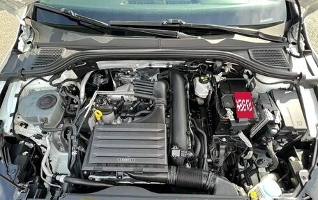 Volkswagen Golf VIII, 2022 год, 2 250 000 рублей, 24 фотография