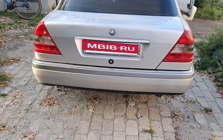 Mercedes-Benz C-Класс, 1994 год, 970 000 рублей, 10 фотография